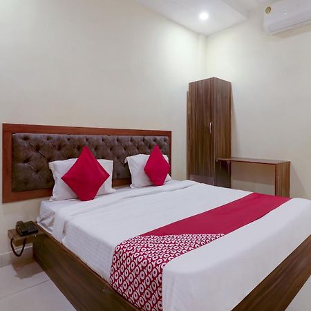 Hotel O Rsquare Elite Sururnagar 外观 照片