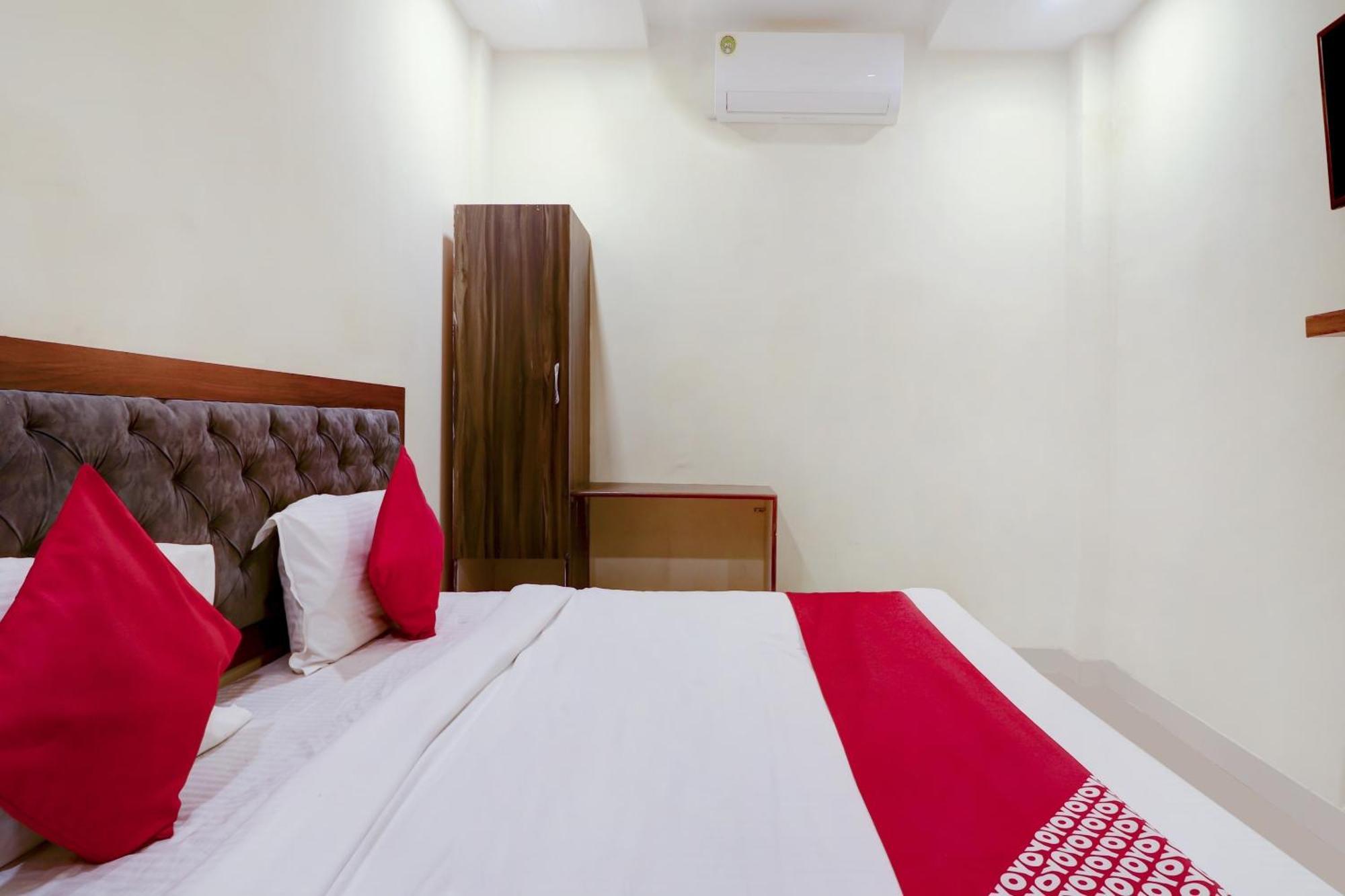 Hotel O Rsquare Elite Sururnagar 外观 照片