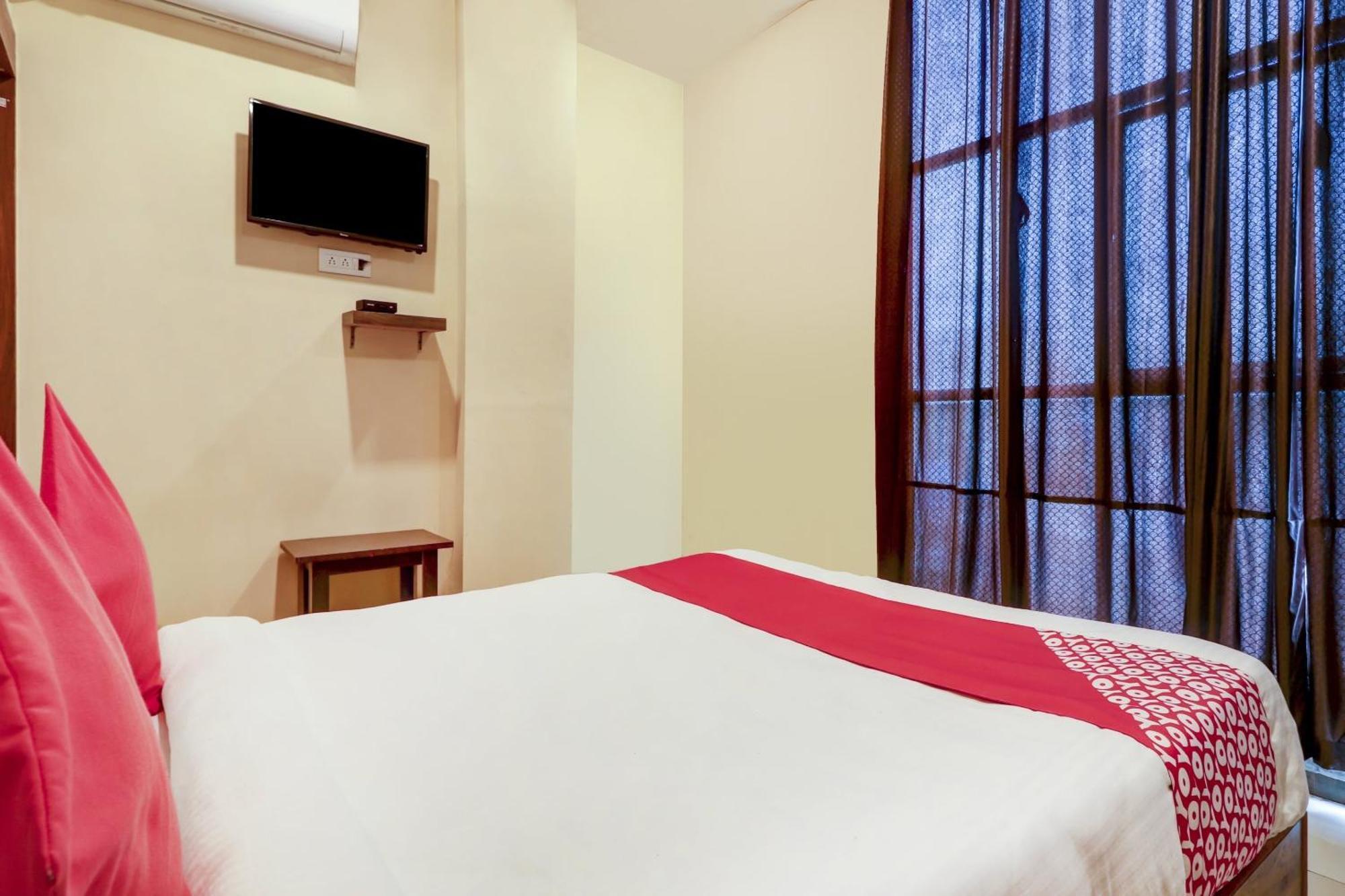 Hotel O Rsquare Elite Sururnagar 外观 照片