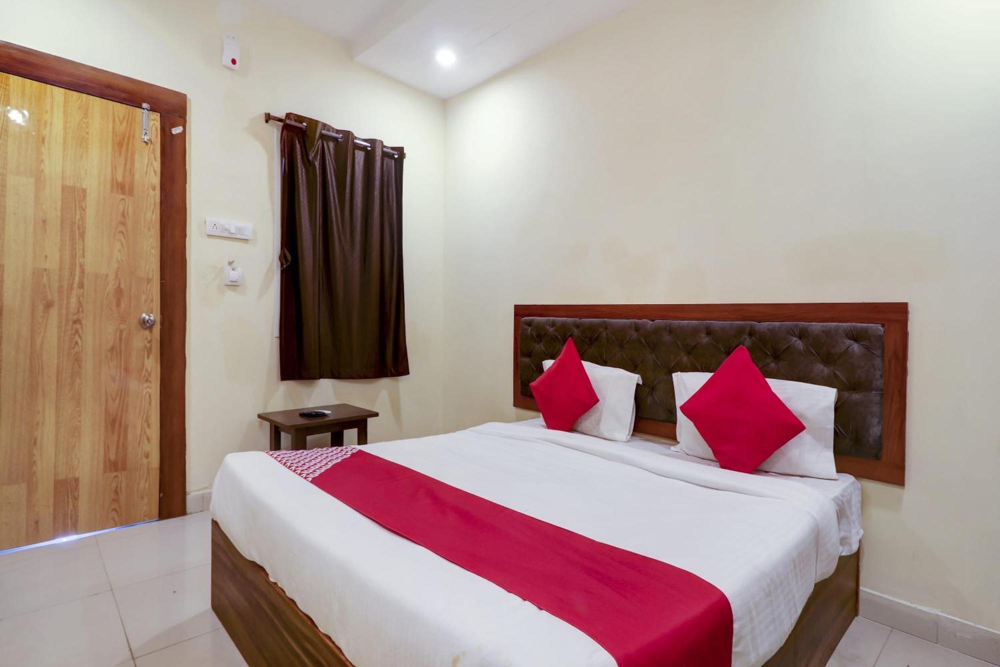 Hotel O Rsquare Elite Sururnagar 外观 照片