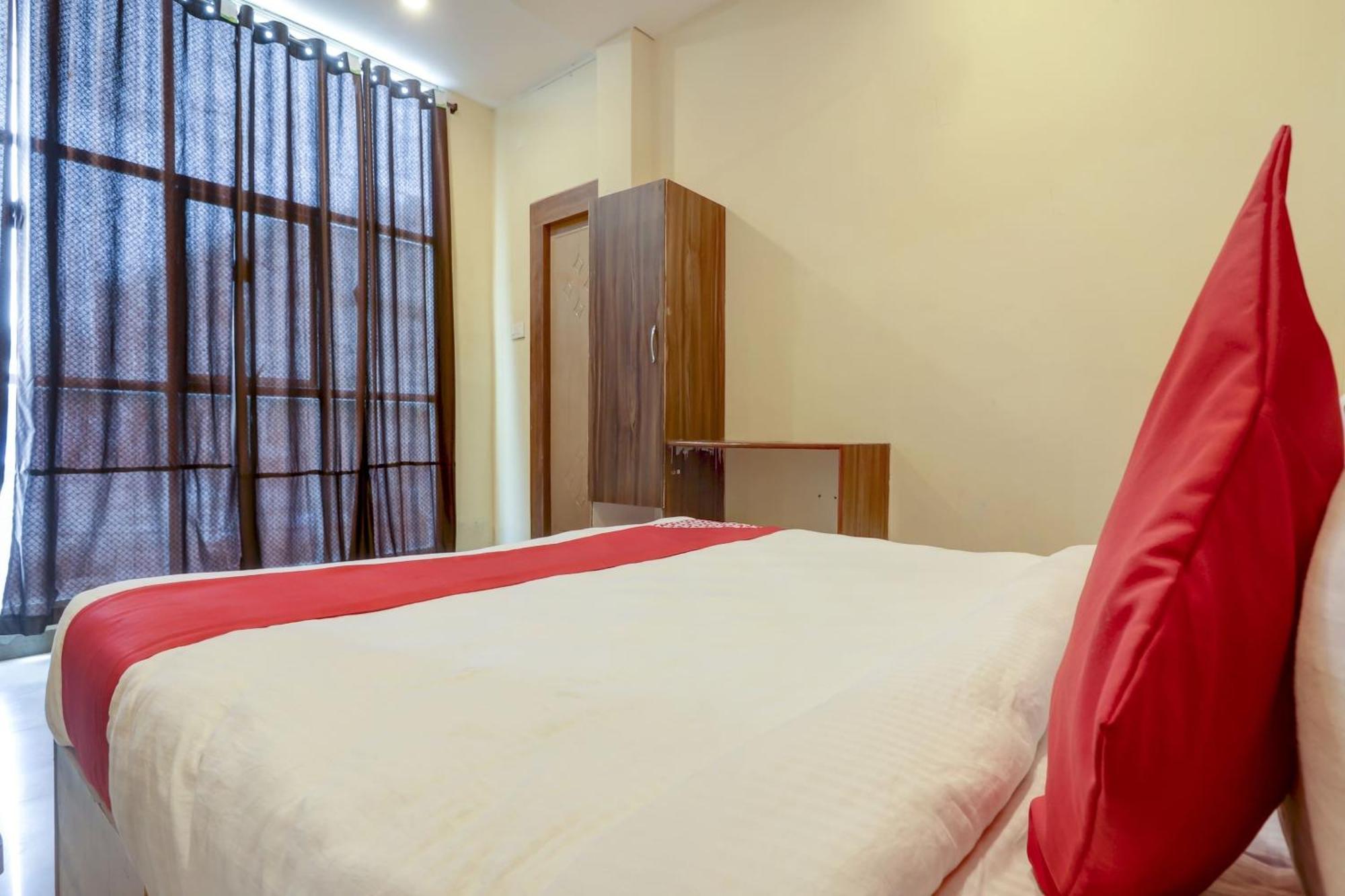 Hotel O Rsquare Elite Sururnagar 外观 照片