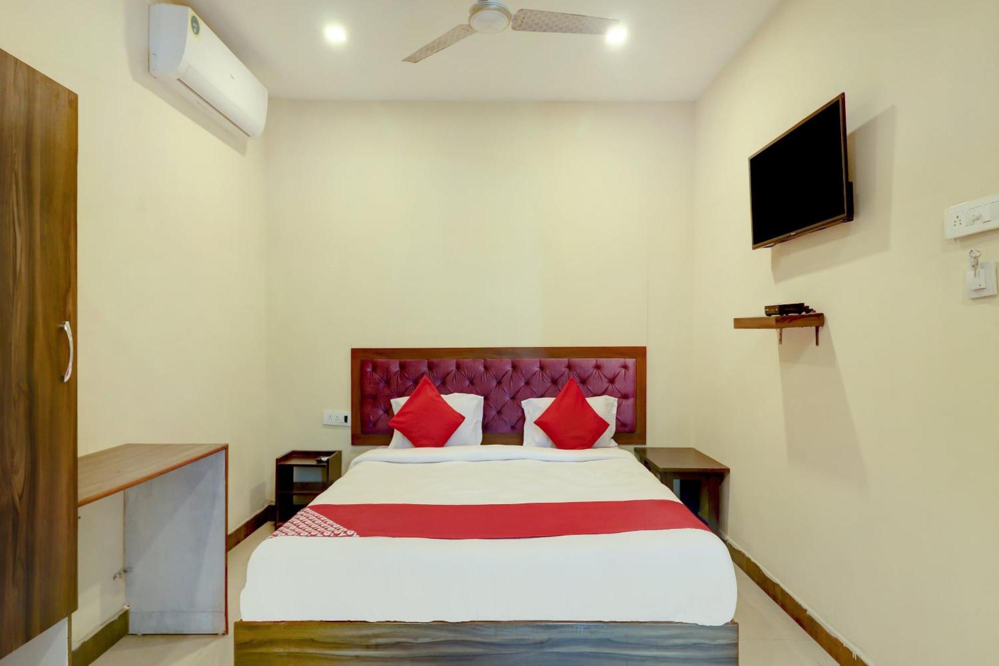 Hotel O Rsquare Elite Sururnagar 外观 照片